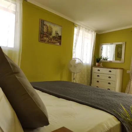 Diana's Penthouse Peraia (Thessaloniki)