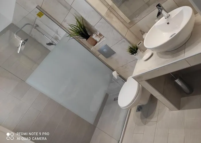 Diana's Penthouse Περαία